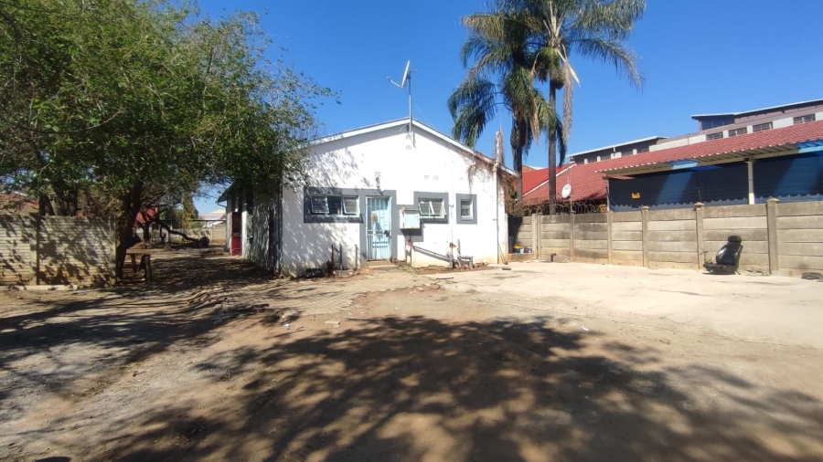 3 Bedroom Property for Sale in Rustenburg Central North West